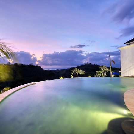 Kelingking Parama Resort Batumadeg Ngoại thất bức ảnh
