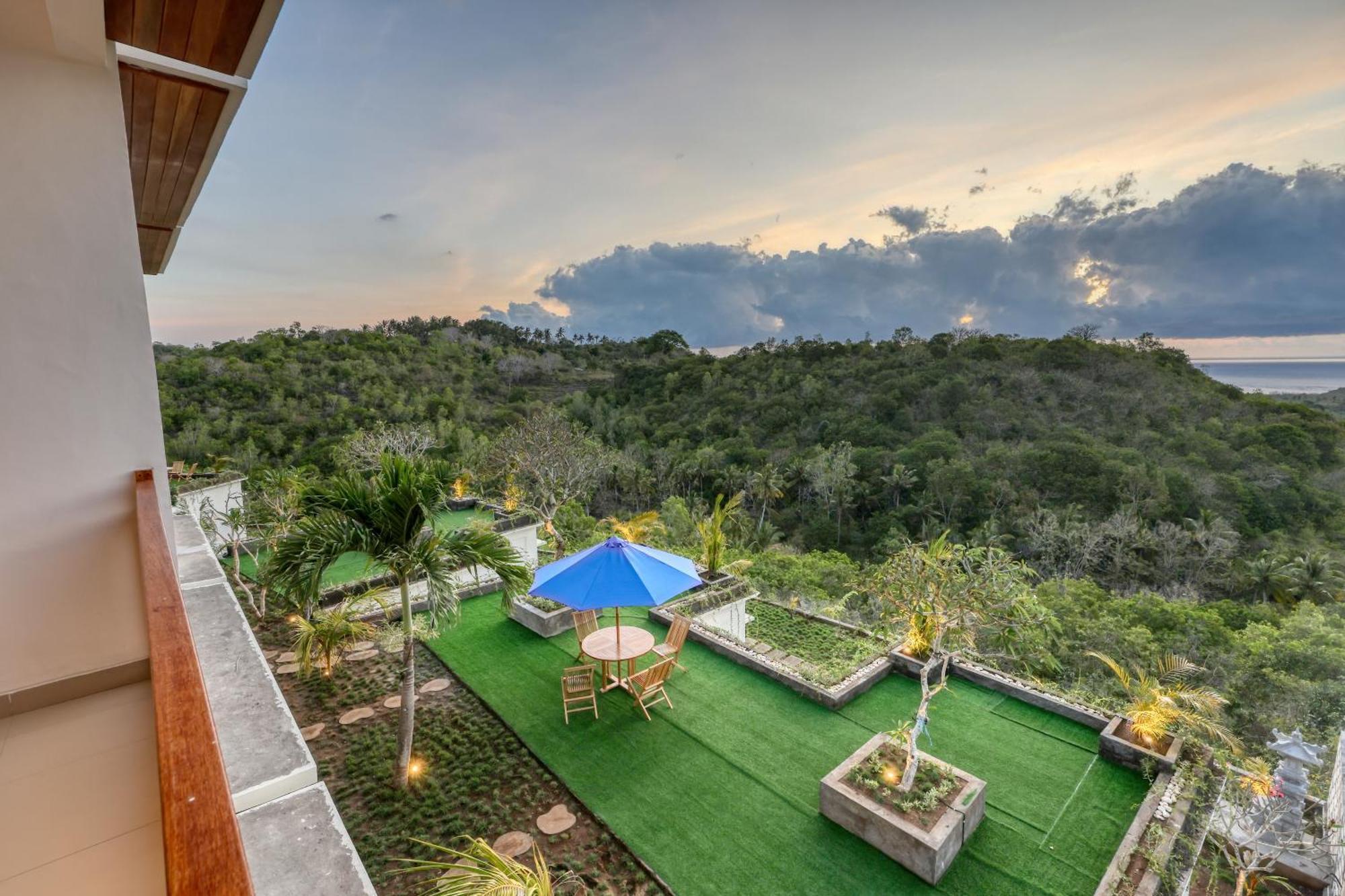 Kelingking Parama Resort Batumadeg Ngoại thất bức ảnh