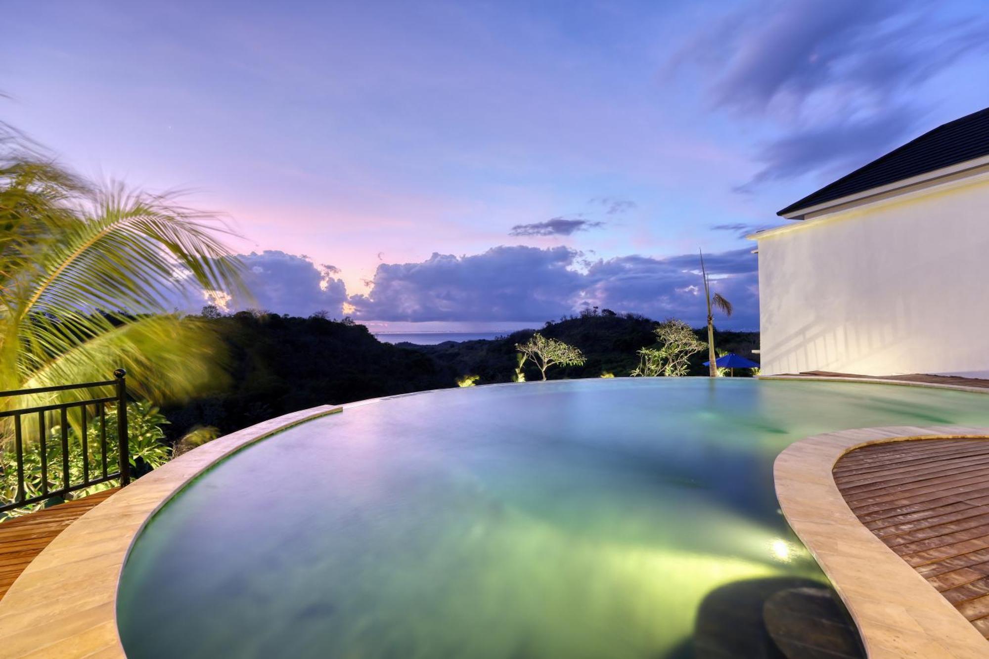 Kelingking Parama Resort Batumadeg Ngoại thất bức ảnh