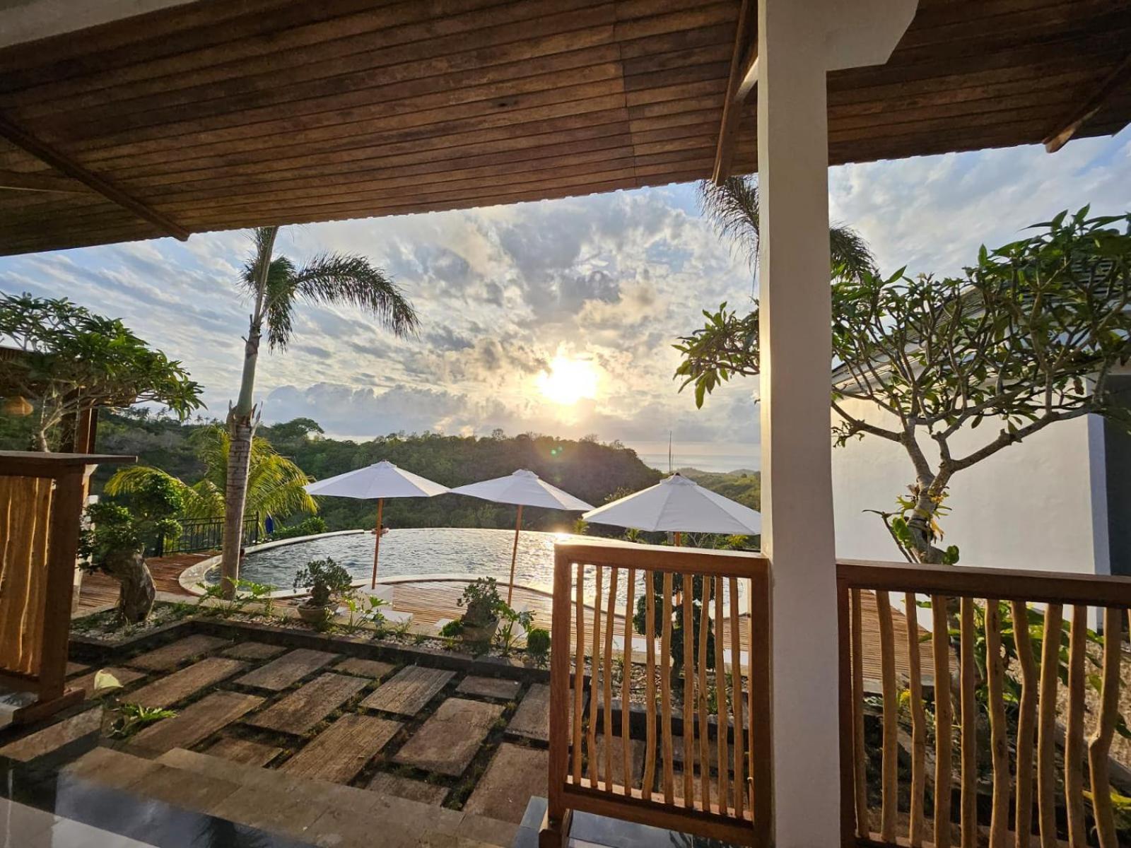 Kelingking Parama Resort Batumadeg Ngoại thất bức ảnh